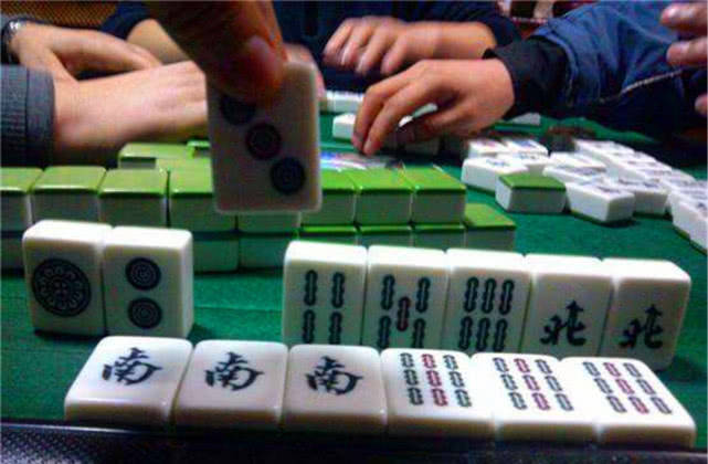 3分钟教你科普“贵阳捉鸡麻将有挂么”(确实是有挂)-哔哩哔哩