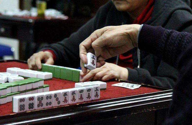 重大通报“掌心麻将圈到底有挂吗”(的确有挂)