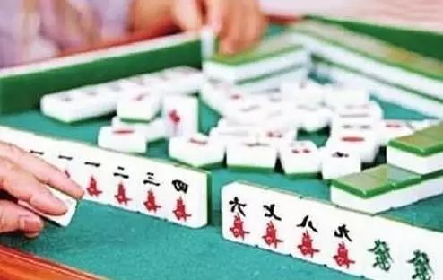 终于懂了！南宁老友麻将其实是有挂的(怎么总是输)