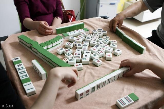 三分钟了解！广西友乐麻将赢牌技巧(老是输为什么)