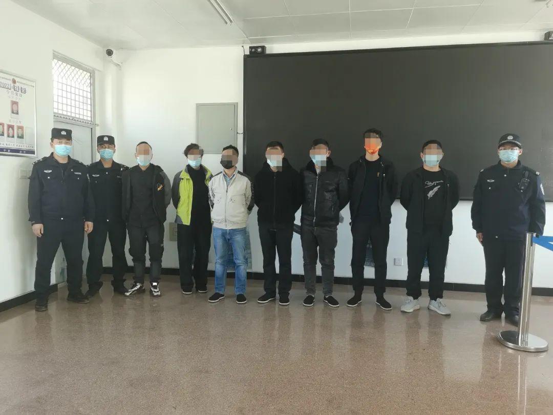 5分钟教会你“玩金花出老千的十大技巧《新浪科技 讲解窍门》