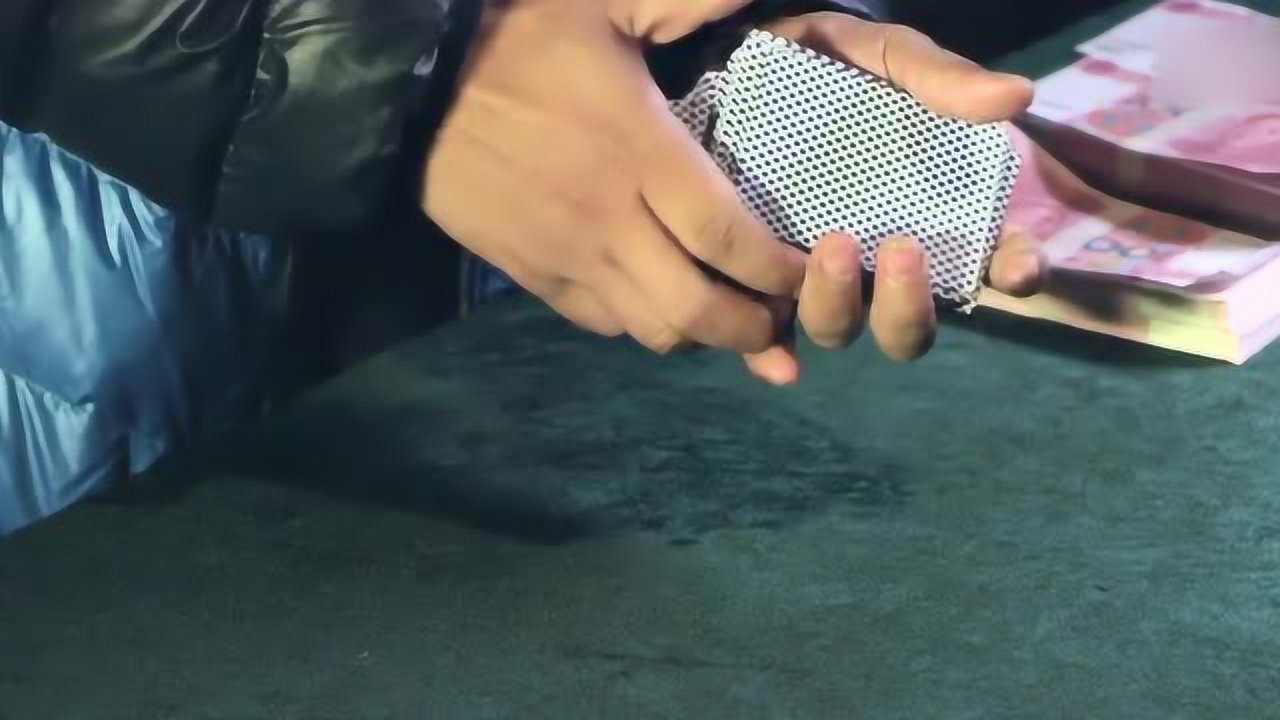 5分钟教会你“玩牛牛出 老 千仪器多少钱一个 —详细解说+新浪科技