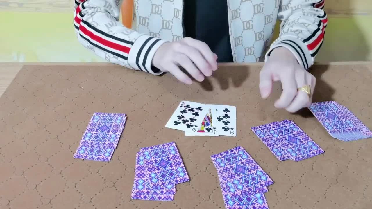 3分钟教你科普“扑克扎金花怎样给自己发好牌《新浪科技 讲解窍门》