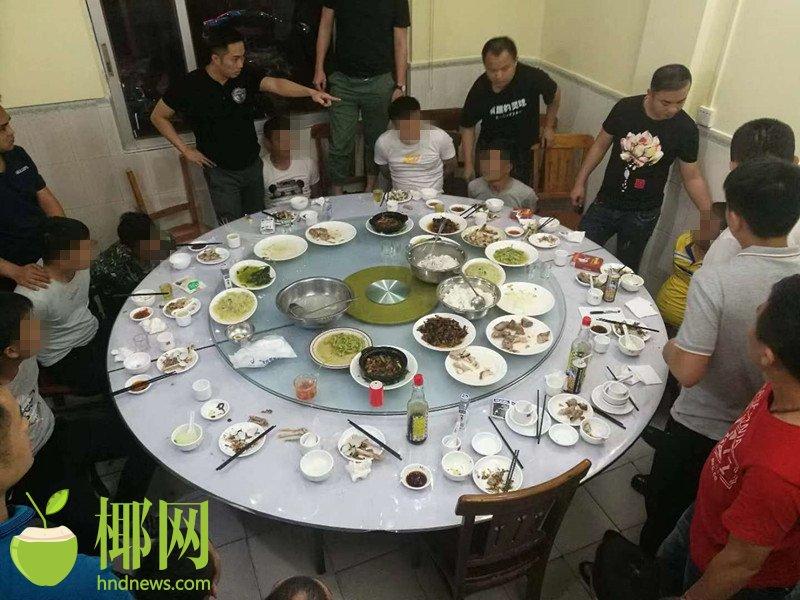 给大家爆料一下要怎么才可以知道庄家杯碗里色子的大小《详细教程 新浪科技》