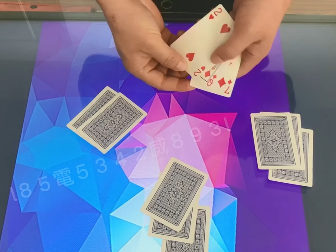 三分钟了解&quot;款扑克牌玩三公先进仪器—详细解说+新浪科技