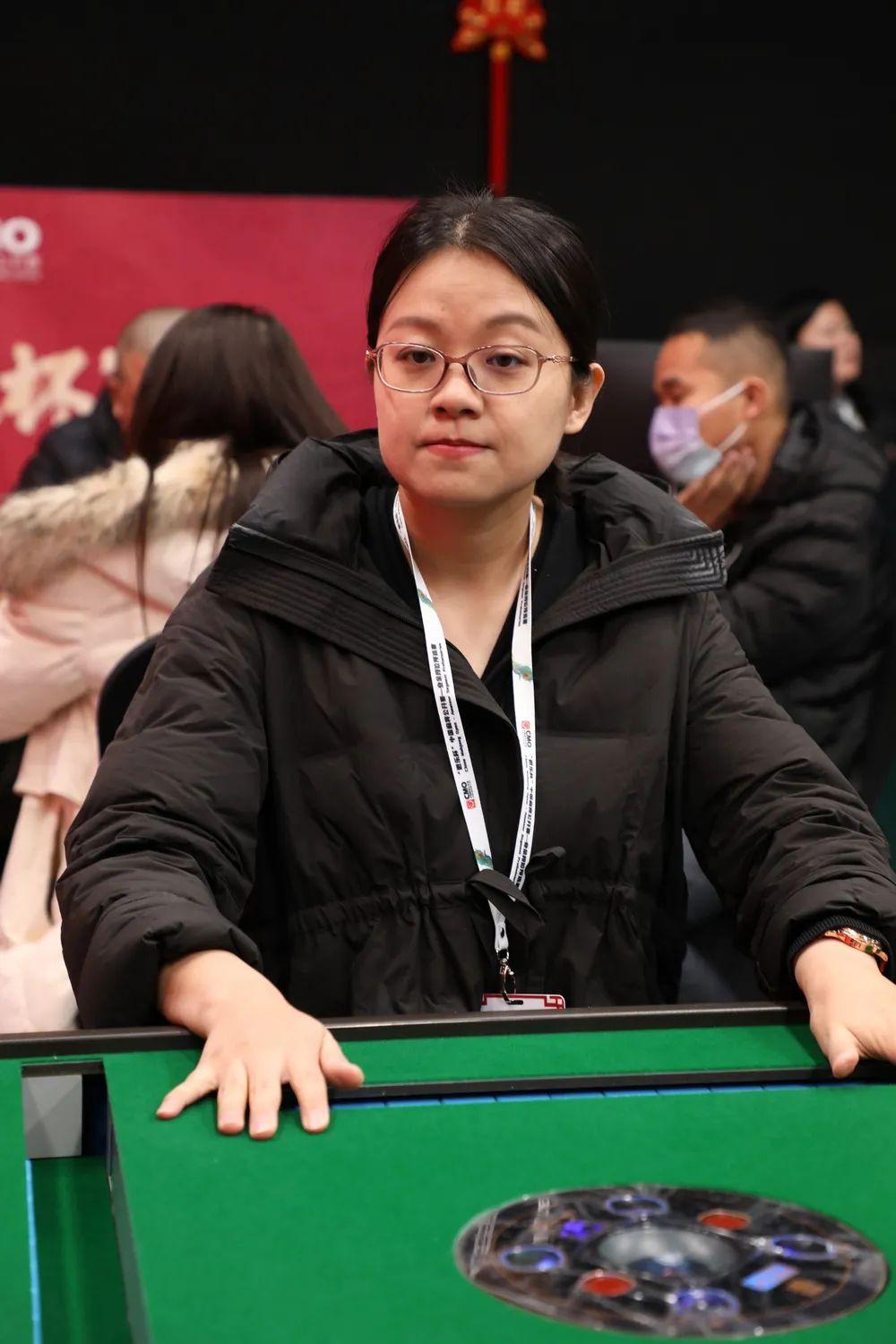 微乐湖南麻将赢牌技巧(揭秘微信里确实有猫腻)