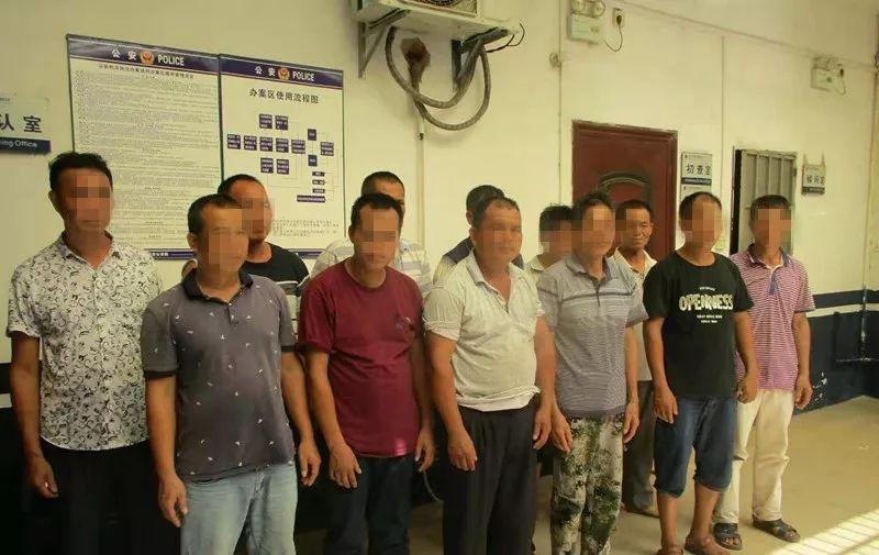 玩家必备教程玩扑克牌三公设备—详细解说+新浪科技