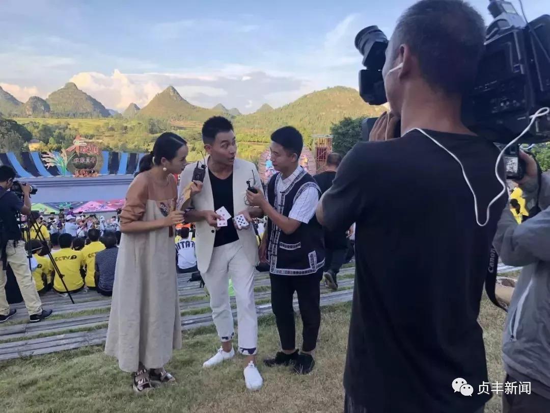 必看盘点揭秘!怎样从背面认普通扑克牌《新浪科技 讲解窍门》