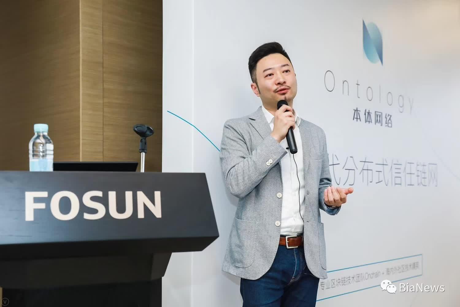 玩家必备教程科普普通扑克牌识牌器软件《新浪科技 讲解窍门》