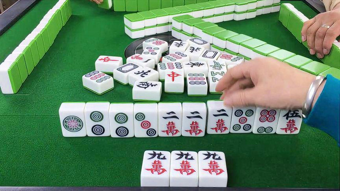 打哈儿麻将辅牌器(猫腻秘籍真的有挂)