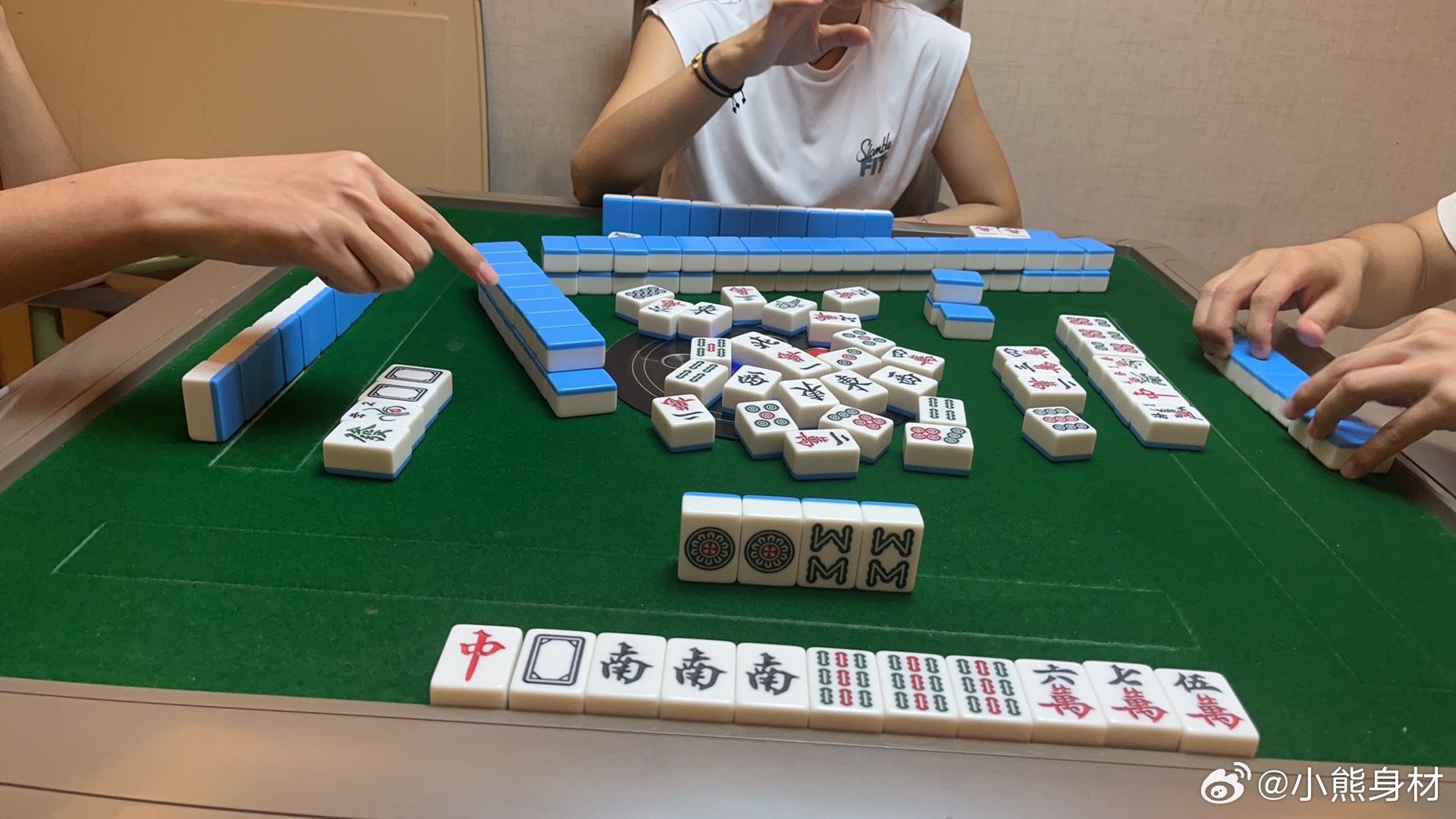 老友乳山麻将真的确实是有挂(真的有挂确实有挂)