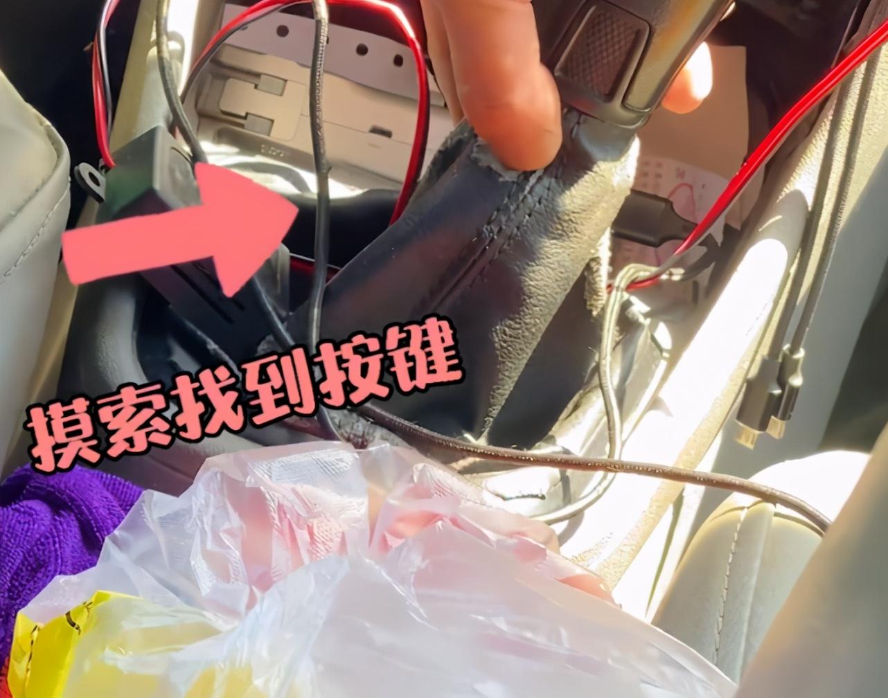 湖南跑得快辅助软件(猫腻秘籍真的有挂)