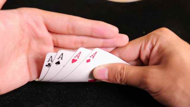 5分钟教会你“扑克牌玩金花先进产品《详细教程 新浪科技》
