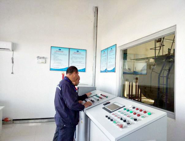 详细说明“打牌金花开船可以用的仪器设备一《我来教教你怎么赢 》