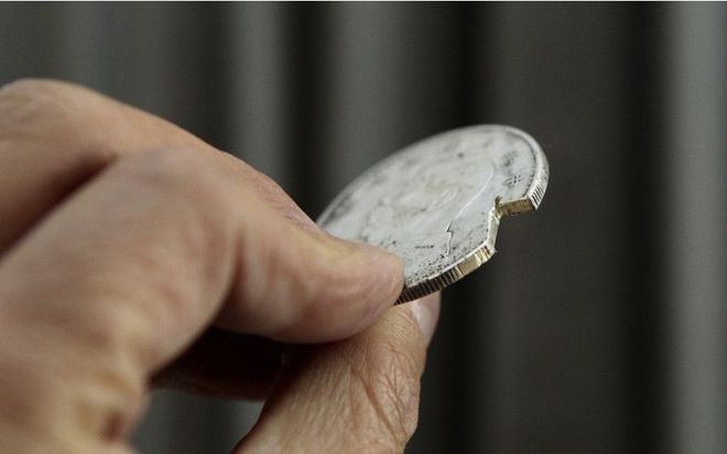 详细说明“玩硬币有什么作假工具_《爱问知识人 使用说明》