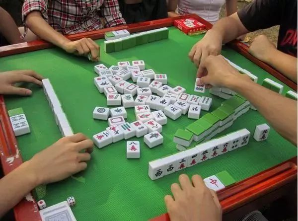 雀神广东麻将怎么提高胡牌率(揭秘小程序输赢技巧)