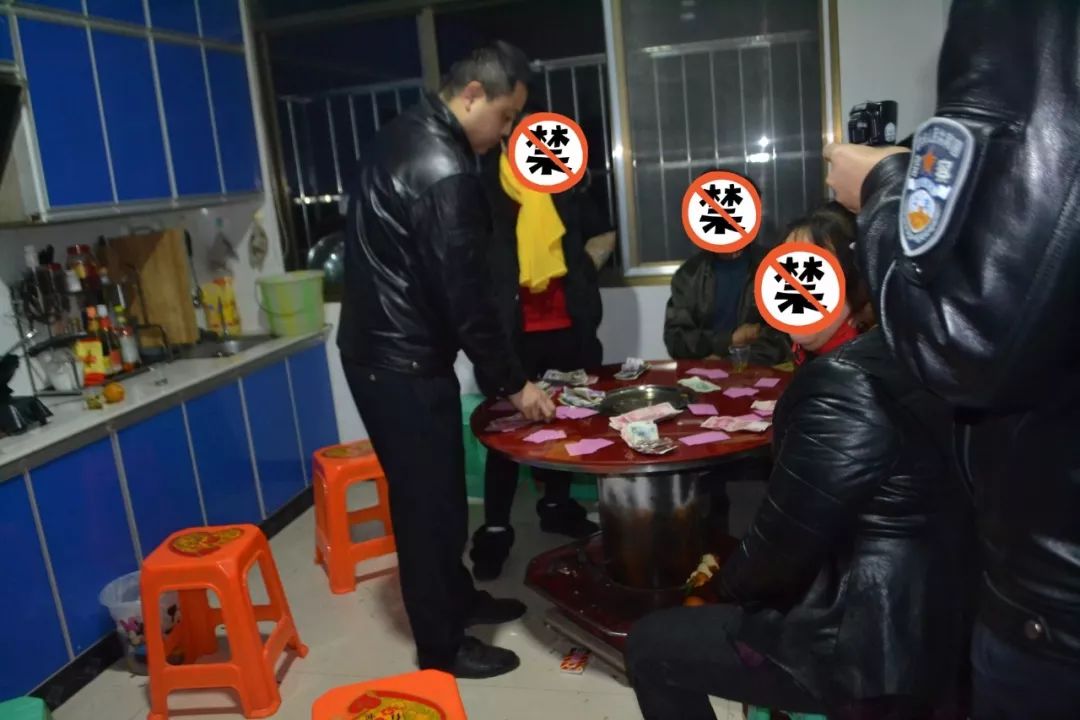 我来教教大家“炸-金花的新设备!《新浪科技 讲解窍门》
