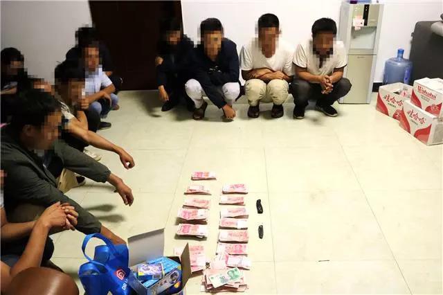 详细说明“扑克牌斗牛工具仪器一《我来教教你怎么赢 》