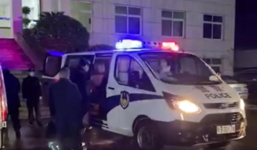 手机麻将软挂神器(揭秘手机上自建房怎么赢)
