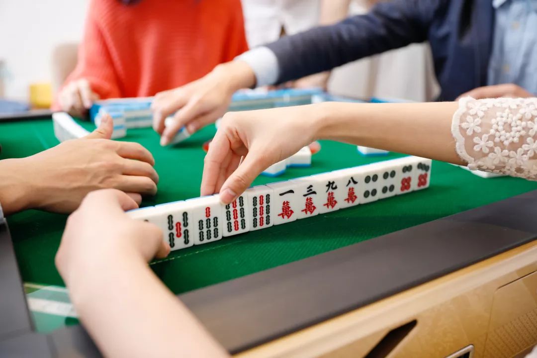 优选推荐“打牌九生死门技巧规律《详细教程 新浪科技》