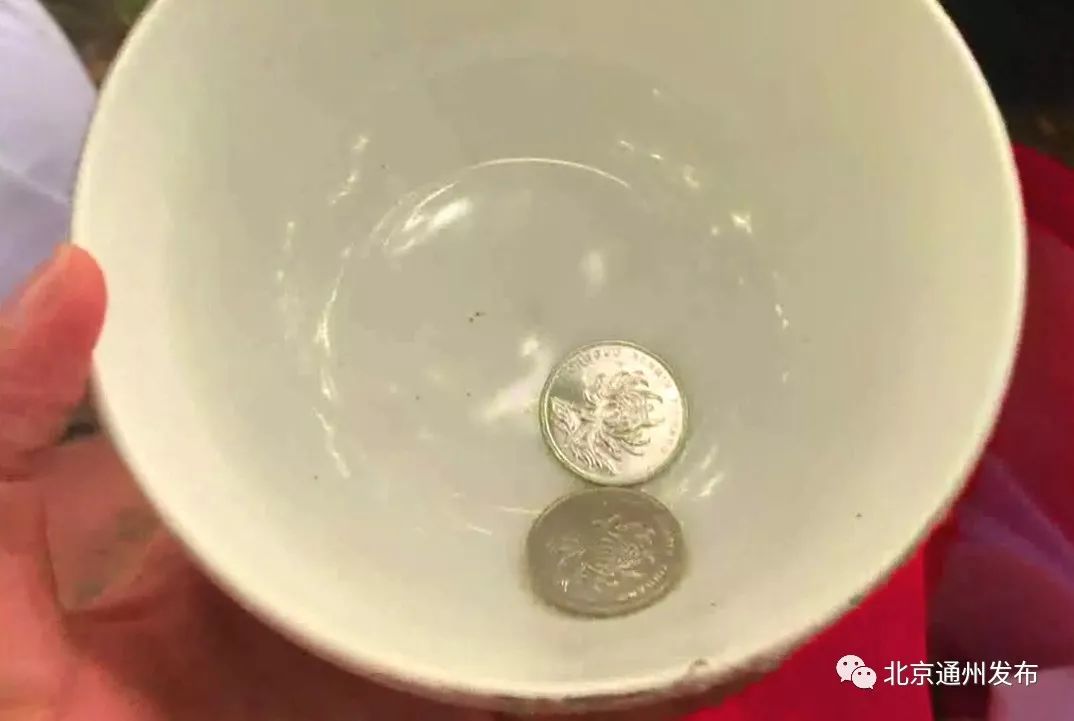 必看盘点揭秘!怎样在碗里看到两枚硬币单双一《我来教教你怎么赢 》