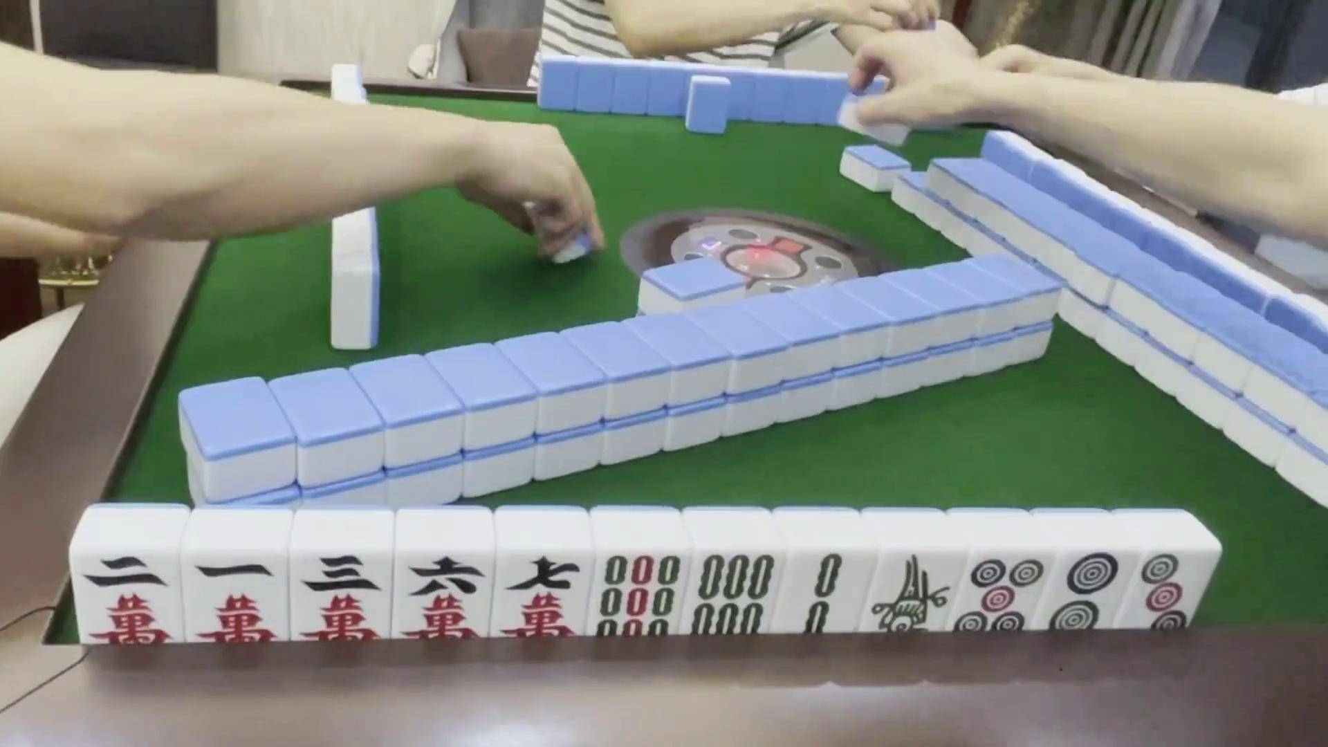 (2分钟介绍)“普通四口自动麻将机方法_百知道《新浪科技 讲解窍门》