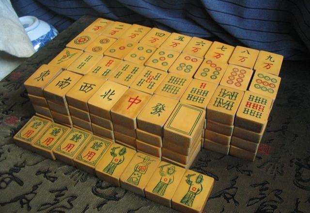 我来教教大家“扑克斗牛必胜技巧_《爱问知识人 使用说明》