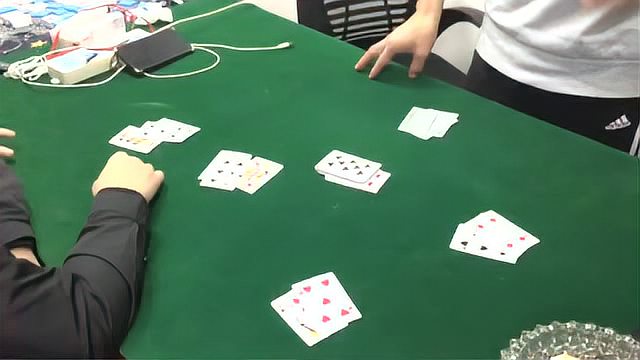 火爆全网!有什么设备可以搞三公一《我来教教你怎么赢 》